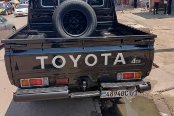 Toyota land cruiser 2022