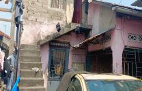 Parcelle à vendre avec 4 portes de locataires à Limete première rue funa forgeron mediacongo