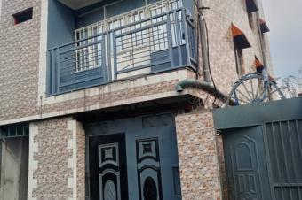 Immeuble en vente  Barumbu bien situe proche de lasphalte 