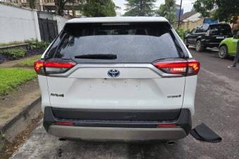 Toyota new Rav hybrid 