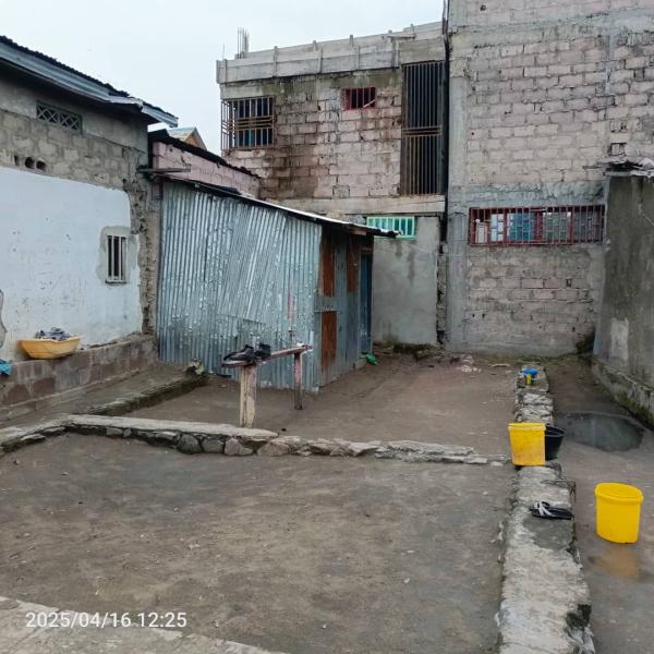 Vente parcelle terrain  Limete premire rue funa 