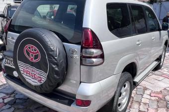 Prado 2009 trs bon tat diesel manuelle Kilomtrage 70000 moteur 5l prix 14500 a discuter