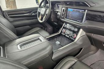 Arrivage GMC Yukon Denali Annee  20212022 Full option  Automatique Steptronique Essence 8 cylindre Demarrage bouton Interior Cuire Siege electrique 2 cte 4