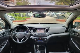 Hyundai Tucson Annee  2018 Demarrage bouton Automatique Steptronique Essence 4 cylindre 40.200 km Interior Cuire Siege electrique 4 x 4 Panoramique Toit ouvra