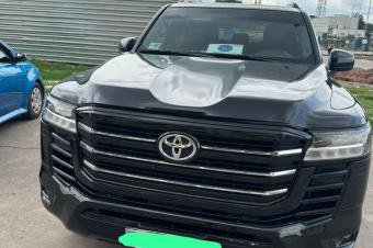 Toyota Land cruiser GXR 