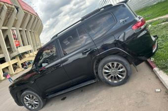 Toyota Land cruiser GXR 