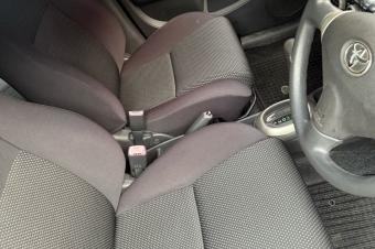 TOYOTA IST A VENDRE A KINSHASA 