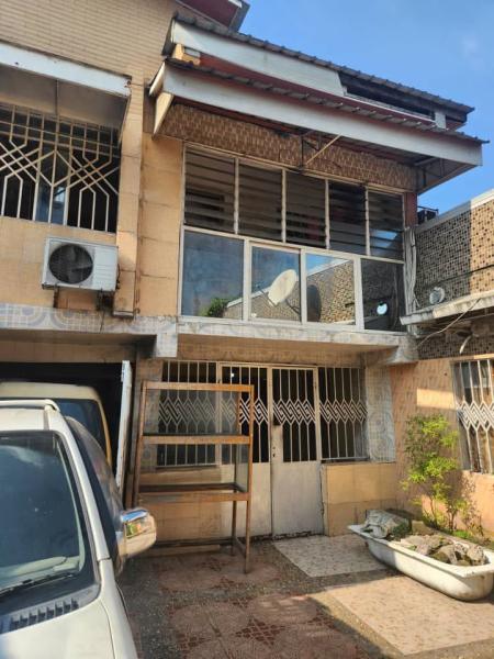 Parcelle  Lemba salongo 20 sur 25m 250.000