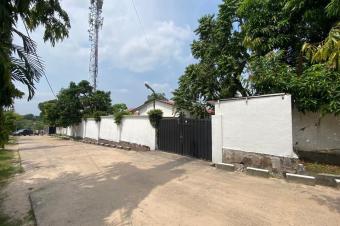 VILLA  VENDRE AU QUARTIER MA CAMPAGNE COMMUNE DE NGALIEMA 