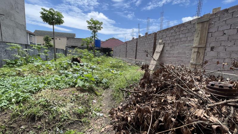 TERRAIN  VENDRE  NGALIEMA QUARTIER RSIDENTIEL 