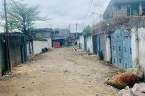 Mise en vente d’une vaste parcelle dans la commune de Lemba / Salongo  Réf : Arrêt Kiyimbi  Dimension : 20,5 sur 21   Prix : 170 000 à discuter immobilier_vente_location