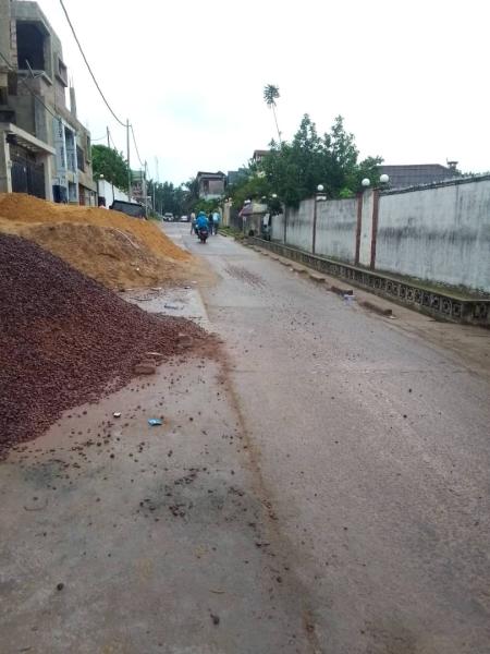 Terrain  vendre cltur bien situe sur macadam  NgaliemaBinza pigeon 