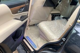 Vhicule en vente  tout neuf  propre  Sans plaque  Kilomtrage 0 Marque nissan  Type jeep  Essence  cran tactile   Prix  70.000   discuter