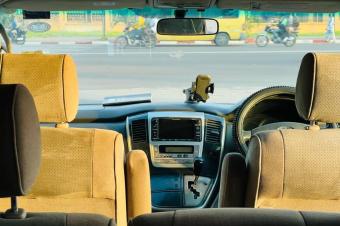 Toyota alphard 