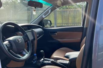 TOYOTA FORTUNER PLAQUE BT 2024 AUTHENTIQUE  PRIX 47.000 LISOLO MUKIE KK.   AUTOMATIQUE ESSENCES 7.000 KILOMTRES CLIMATISATION IMPECCABLES FULLS OPTIONS LOCALISATION