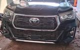 Hilux 2021 Pick-up  Sans plaque  Volant droit  Autom diesel  4x4 Climatiser  25.000$ à discuter légèrement  Localisation appel moi  Offre directe +1