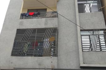 Vente dun immeuble de trois niveau  Barumbu 