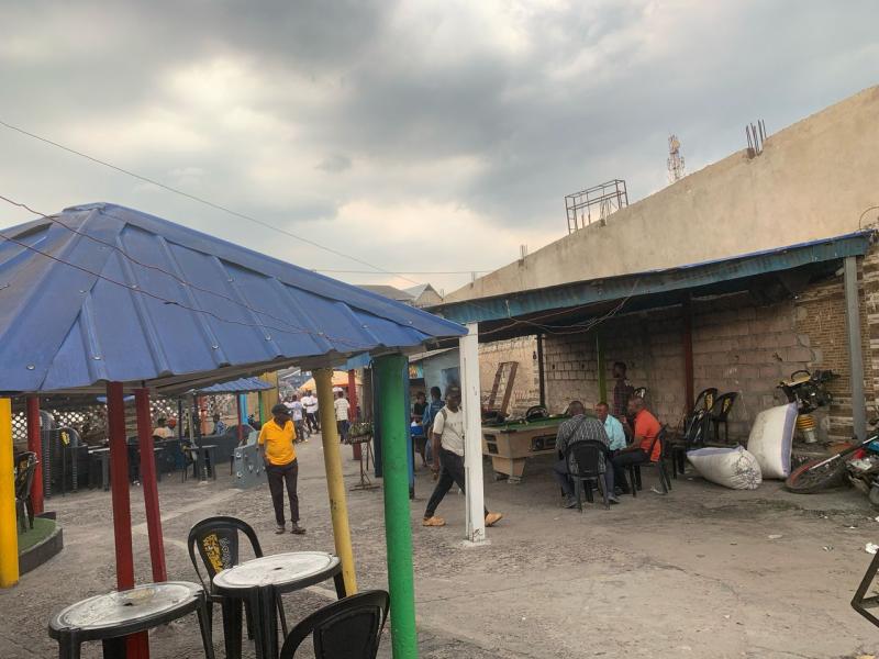 Vente parcelle  Kingasani sur boulevard lumumba Commune de Kimbanseke 