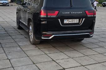 toyota land cruiser gxr  automatique  essence   6 cylindres  modifi 2023 climatiser  plaque rcente bs  parfait tat  prix  37.000  discuter  localisation appel
