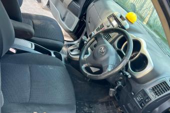  VENTE URGENTE BESOIN DARGENT   TOYOTA RUSH   COULEUR DORIGINE  KILOMTRAGE 10.200 Km  AVEC BOUTON TRACTION 4x4 MOTEUR ET BOITE IMPECCABLE  AUTOMATIQUE  4CYLINDRES 