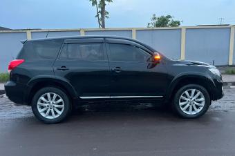  TOYOTA VANGUARD 2014  PLAQUE TRE RCENTE COULEUR DORIGINE  3 BANQUETTES  ANNE DE FABRICATION 2015 KILOMTRAGE  14.235 Km FULL OPTIONS  RADIO ANDRODE  PALETTE