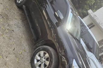 TOYOTA PRADO TX PLAQUE AK10 2018 AUTHENTIQUE  PRIX 25.000 LISOLO MUKIE KK.   MANUELS DIESELS CLIMATISATION IMPECCABLES FULLS OPTIONS LOCALISATION GOMBE