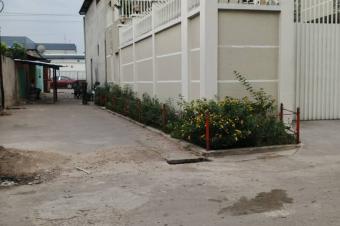 VENTE PARCELLE INCLUS DUN IMMEUBLE DE R2  KALAMU20 MAI
