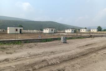 GS13IMMO SARL met  votre disposition la vente de ce terrain vide CNsele non loin de Mausole dTIENNE TSHISEKEDI. Dimension 2020M. Prix 5.500  discuter.  vous