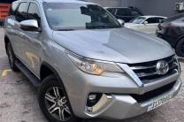 Fortuner 2019 diesel manuelle Kilométrage 59000 camera de recul Prix 39500 a discuter automobile_motos_velos_engins_et_pieces