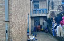 PARCELLE AVEC UNE MAISON D'UN NIVEAU ET MAISON BASSE SITUÉ DANS LA COMMUNE DE MATETE AU QUARTIER MALANDI mediacongo