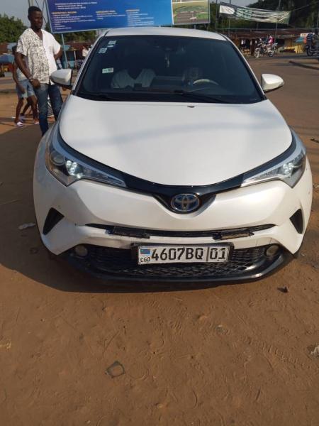Toyota chr hybrid Couleur dorigine Anne de fab 2018 Volant gauche autom Moteur et boite impeccable  Climatiser  Prix 15.000  discuter lgrement  Localisation lemba