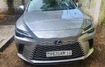 Lexus Rx350 AWD Volant gauche Toit panoramique Full options Faible kilométrage 60000$ à discuter Localisation app mediacongo
