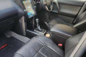 toyota  Prado volant droit 4 cylindre essence sans plaque dimmatriculation fabrication 2015 prix 30.000 lisolo localisation gombe bonne chance  tous