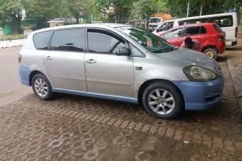 GS13CAR SARL met en vente ce vhicule Toyota IPSUM en trs bon tat. Adresse  CGombe. Rf  Cliniques Ngaliema. Prix de vente propos  3.500  discuter.  vous la parole.
