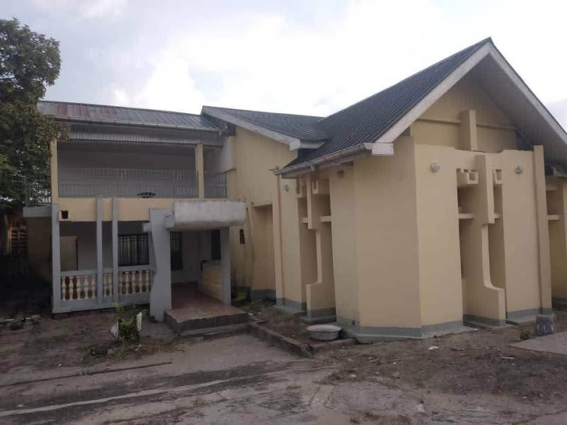 Parcelle  Lemba 20 sur 30m 250.000