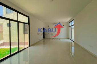 VILLA  VENTE ET LOCATION A NGALIEMA 