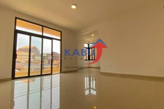 VILLA  VENTE ET LOCATION A NGALIEMA 