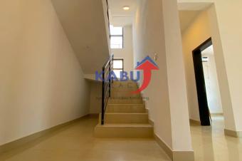 VILLA  VENTE ET LOCATION A NGALIEMA 