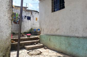 Parcelle en vente avec des maisons  NGALIEMA GULF