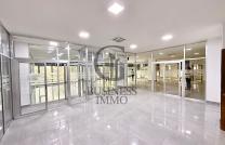 LOCATION DES BUREAUX OPEN SPACE CLOISONNÉS, MODERNES ET ENTIÈREMENT FONCTIONNELS, D’UNE SUPERFICIE D’ENVIRON 600 M², PARFAITEMENT ADAPTÉS À TOUT TYPE D’ACTIVITÉ PROFESSIONNELLE. mediacongo