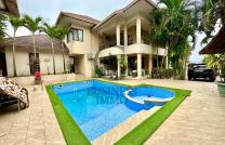 VENTE D’UNE MAGNIFIQUE VILLA DE PRESTIGE, OFFRANT UN CADRE REPOSANT SUR UNE SUPERFICIE DE 45 M SUR 40 M, SOIT 1.800 M². mediacongo