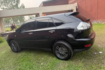 TOYOTA HARRIER SANS plaque a vendre a