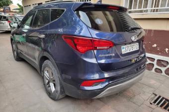 HYUNDAI SANTAFE 2017 A VENDRE A KINSHASA 
