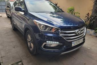 HYUNDAI SANTAFE 2017 A VENDRE A KINSHASA 