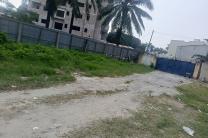 Un grand terrain vide tout près du centre ville Gombe au Quartier Ndolo/Barumbu  immobilier_vente_location