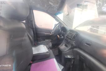 LAMBASSADE DE COREE VENTE DUN VEHICULE MINIBUS HYUNDAI STAREX H1 