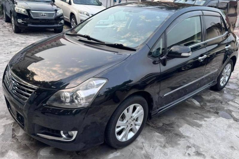 Toyota Blade 