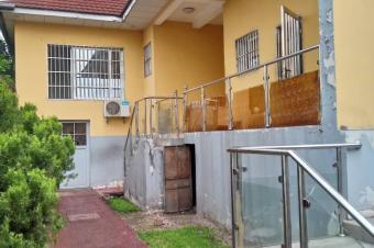 TOUTE LA PARCELLE  MA CAMPAGNE   VILLA DE 4 GRANDS CHAMBRES 4 salles des bains  chauffe eau  courant  leau ok Scurit assure parking Sm 