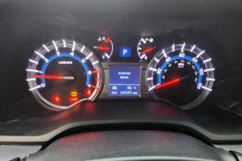 TOYOTA 4 RUNNERS SANS PLAQUE 2018  PRIX 33.000 LISOLO MUKIE KK.   AUTOMATIQUE ESSENCES KILOMTRAGE TRS FAIBLES CLIMATISATION IMPECCABLES FULLS OPTIONS LOCALISATION LIMETE