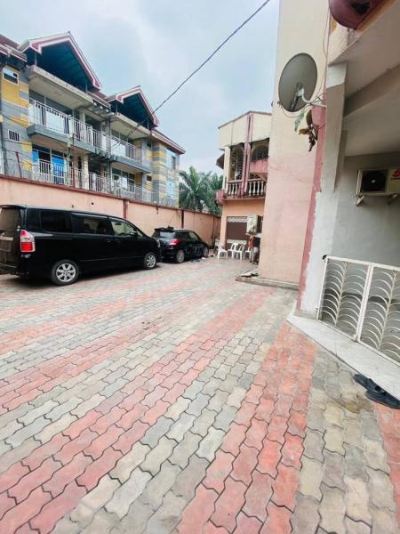 Parcelle  Limete industriel 20 sur 20m 350.000